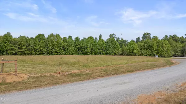 Efland, NC 27243,2c Wynn Starr Lane