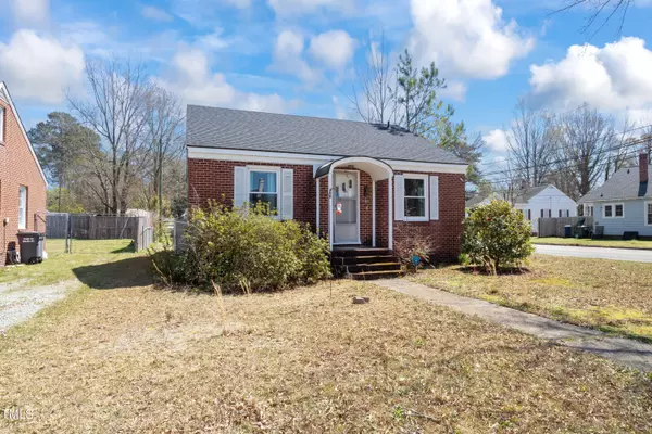 600 N Raiford Street, Selma, NC 27576