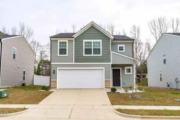 868 Bellewood Gardens Drive, Angier, NC 27501