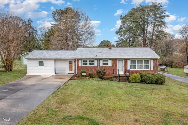 405 E Graham Street, Mebane, NC 27302