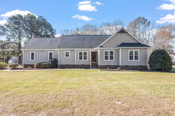 402 Hogan Circle, Clayton, NC 27527