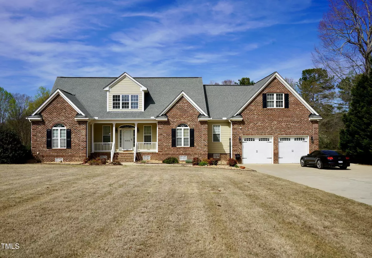 Elm City, NC 27822,4352 River Lake Road