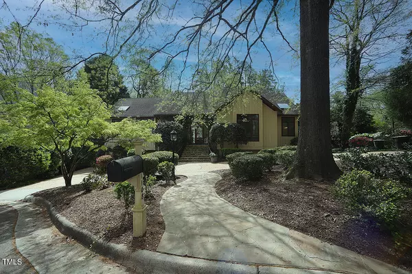 1108 Hymettus Court, Raleigh, NC 27607