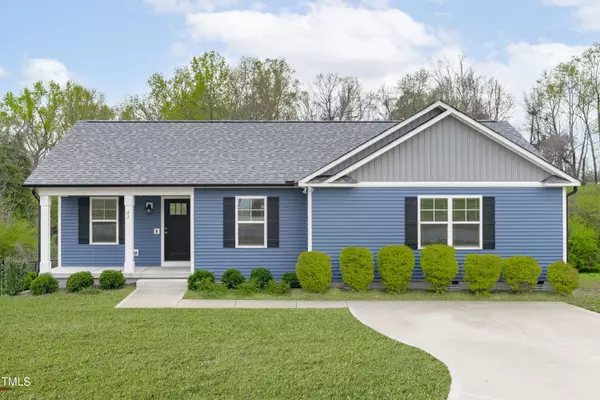 42 Hunter Fox Trail, Angier, NC 27501