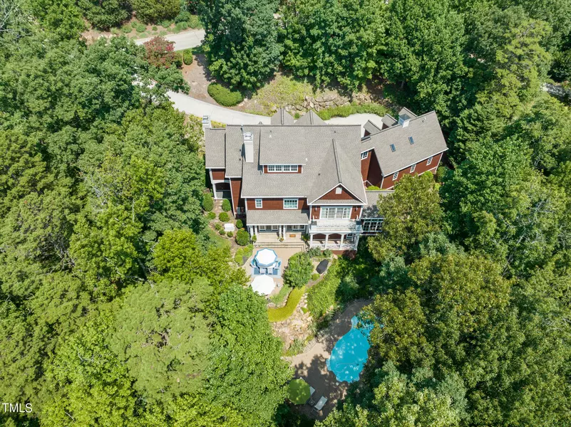 11417 Governors Drive, Chapel Hill, NC 27517