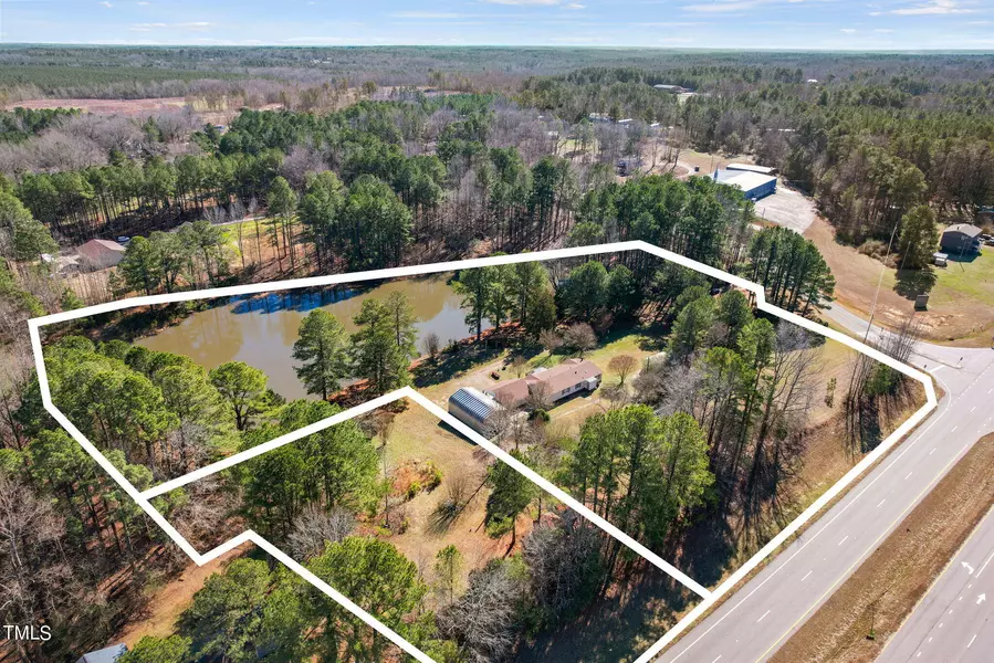 51 S Lake Lodge Rd Extension, Henderson, NC 27537