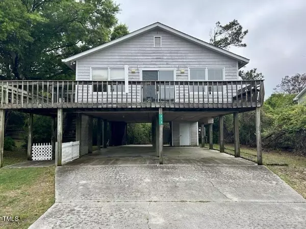 213 Cedar Street,  Emerald Isle,  NC 28594