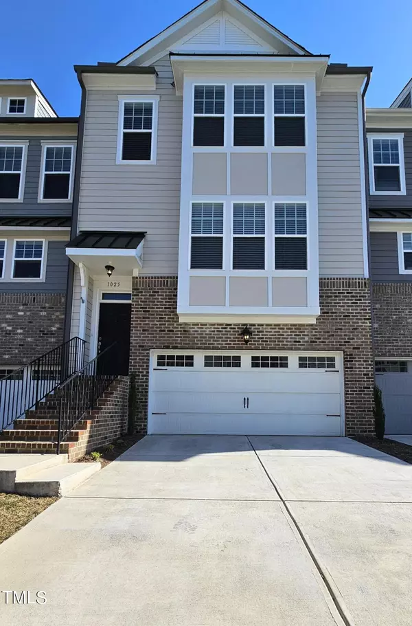 1025 Lathrop Lane, Apex, NC 27523