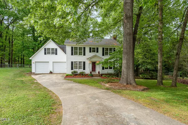 106 Greenwood Circle, Smithfield, NC 27577