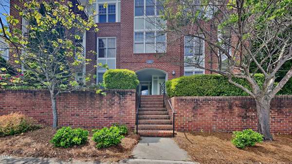 201 Finsbury Street #303, Durham, NC 27703