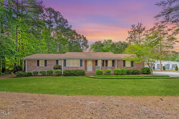 3709 Yates Mill Pond Road, Raleigh, NC 27606