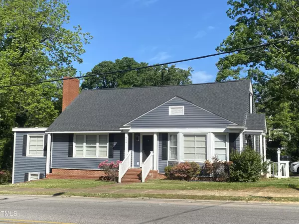 804 S Chestnut Street, Henderson, NC 27536