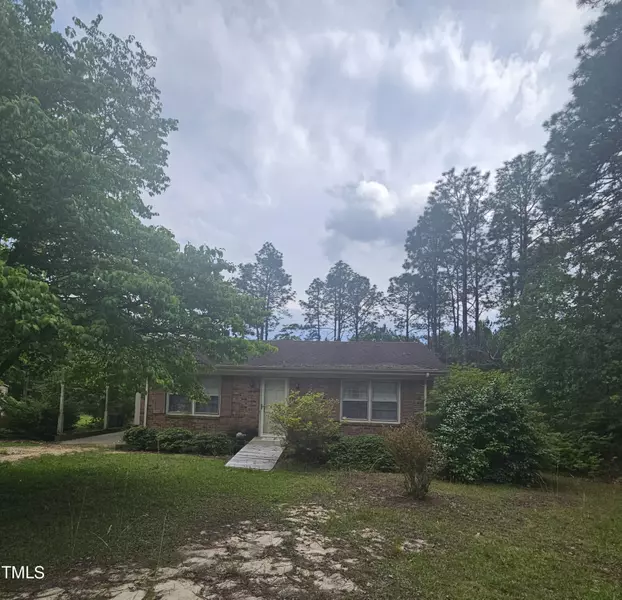 640 Fire Lane Road, Bunnlevel, NC 28323