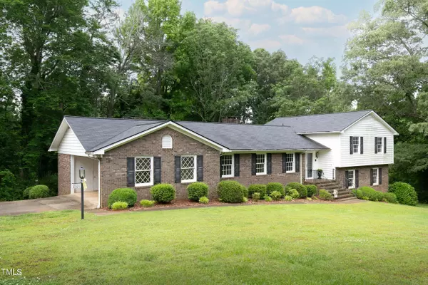 1101 Parkwood Drive,  Siler City,  NC 27344