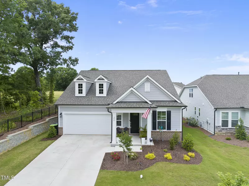 204 Clapper Lane, Holly Springs, NC 27540