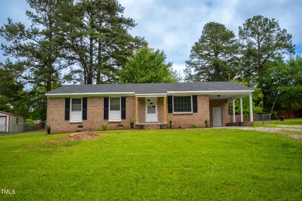 Henderson, NC 27537,434 Lightwood Lane