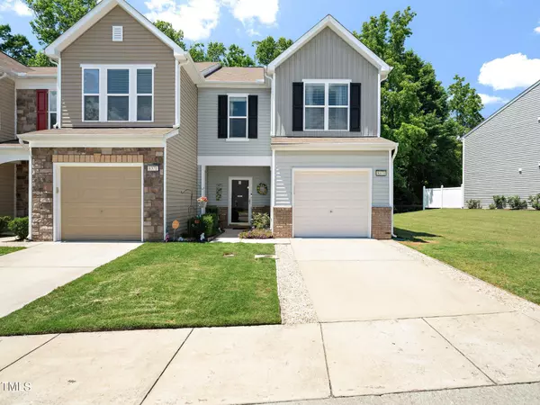 8373 Hollister Hills Drive, Raleigh, NC 27616