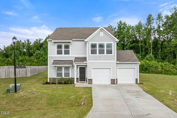 206 Pineapple Place,  Benson,  NC 27504