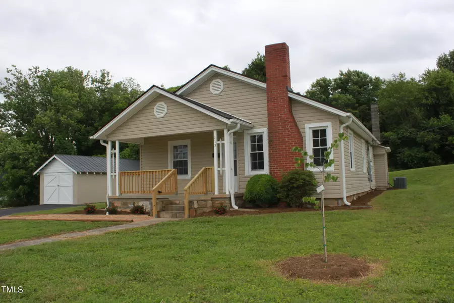 113 S Swaim Street, Jonesville, NC 28642