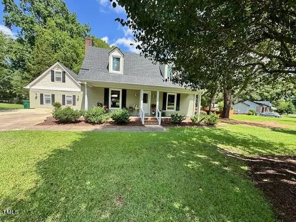 110 Riding Ridge Road, Fuquay Varina, NC 27526