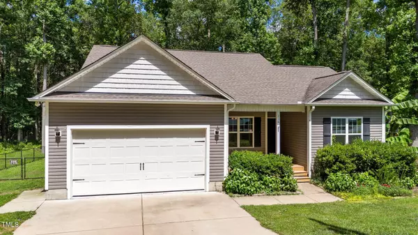 216 Pear Tree Lane,  Clayton,  NC 27520