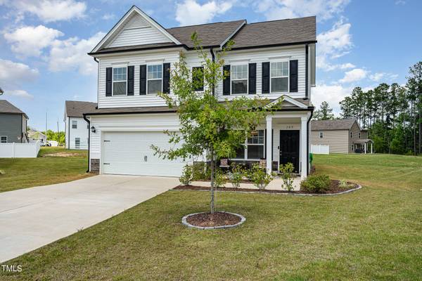 105 Roundview Court,  Clayton,  NC 27520