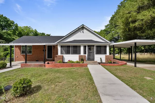 1613 Kendall Drive, Fayetteville, NC 28301