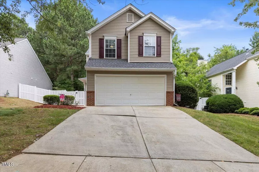 209 Adefield Lane, Holly Springs, NC 27540