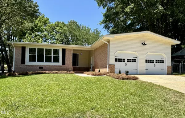 300 S Rogers Drive,  Smithfield,  NC 27577