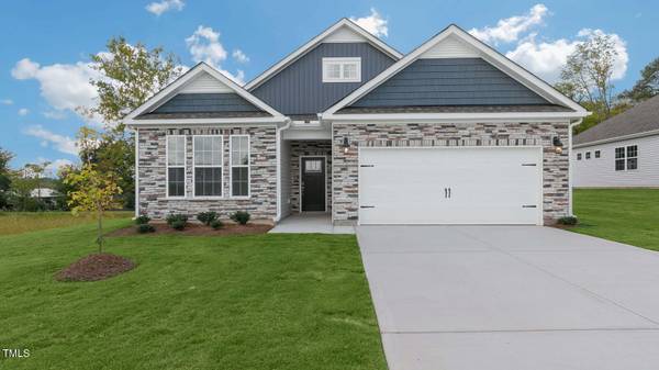 418 Thistle Meadow Lane, Aberdeen, NC 28315