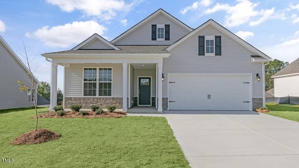 512 Ragapple Lane, Aberdeen, NC 28315