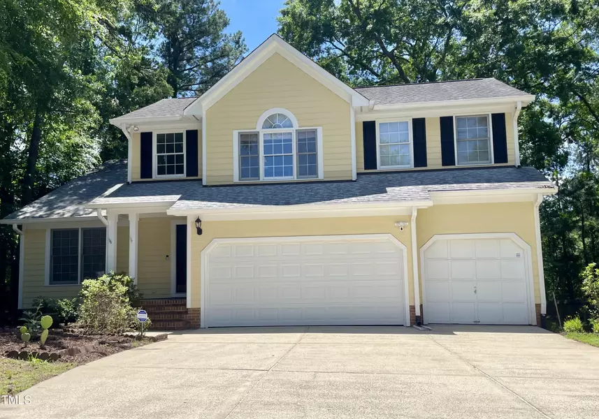 102 Windhover Dr, Chapel Hill, NC 27514