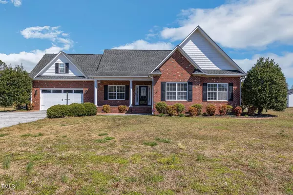 1915 Teesdale Drive Drive, Hope Mills, NC 28348