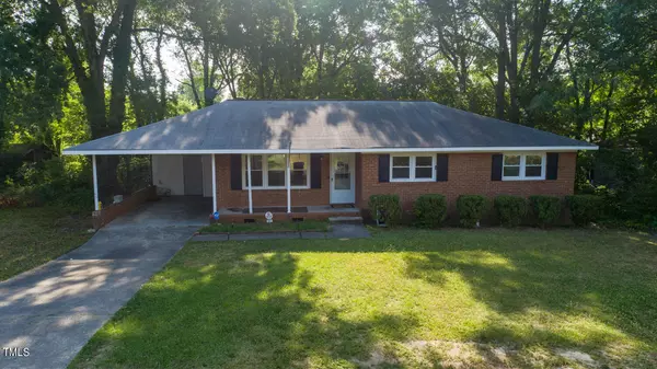 521 Lee Street, Burlington, NC 27217