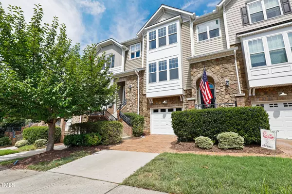 5925 Cameo Glass Way, Raleigh, NC 27612