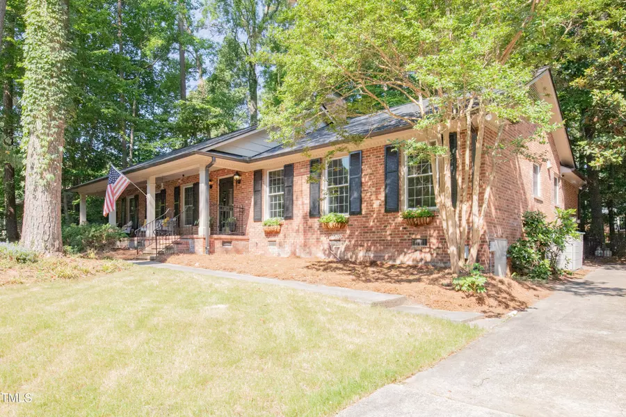 822 Churchill Drive, Chapel Hill, NC 27517