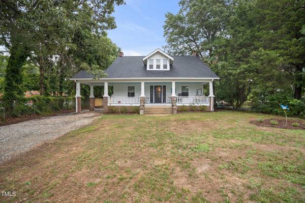 1127 W Webb Avenue, Burlington, NC 27217