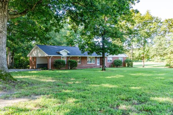 5106 Blakeshire Road, Greensboro, NC 27406