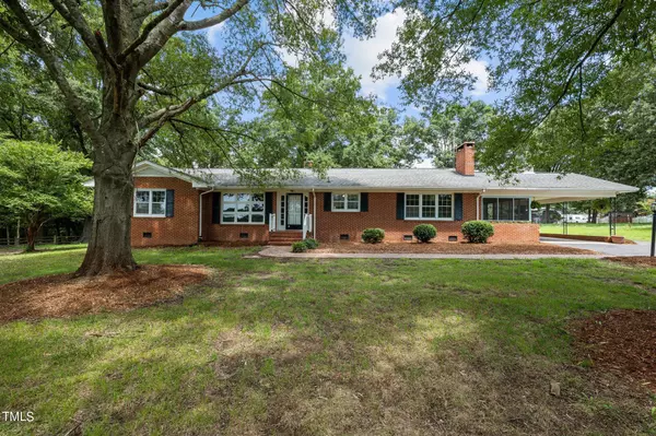 5260 Goldston Glendon Road, Goldston, NC 27252