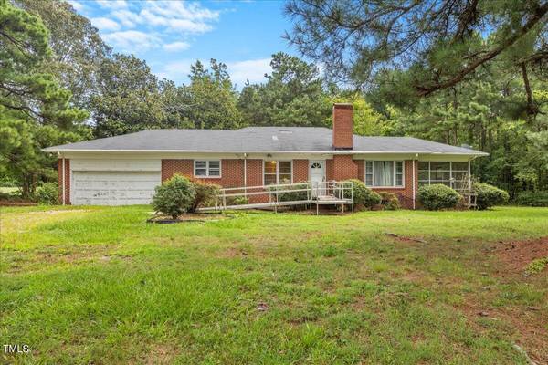 4406 Us 1/158 Highway, Henderson, NC 27536