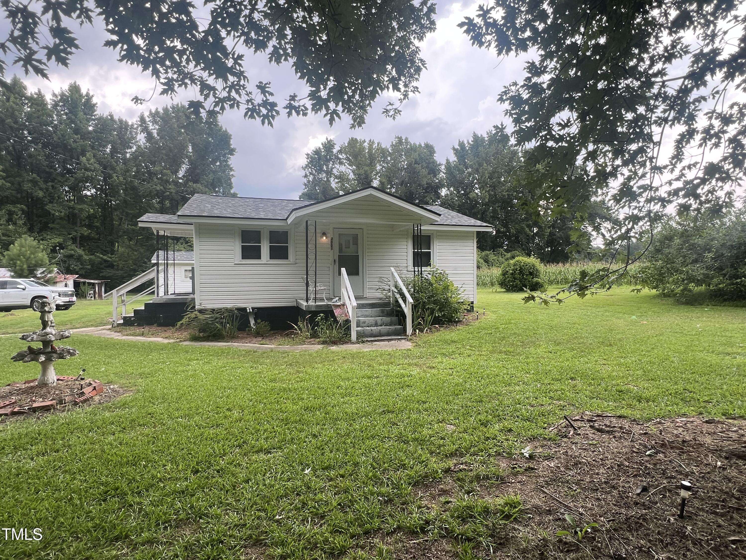 2001 Pearidge Road, Angier, NC 27501