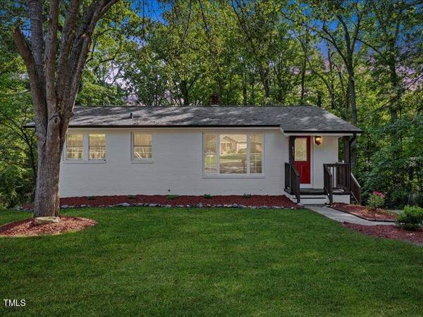 617 Oakdale Court,  Burlington,  NC 27217