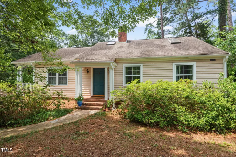 16 Rogerson Drive, Chapel Hill, NC 27517