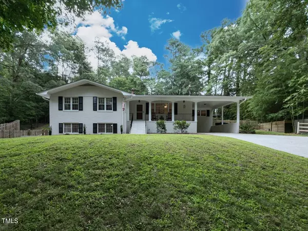 714 Bradley Road, Chapel Hill, NC 27516