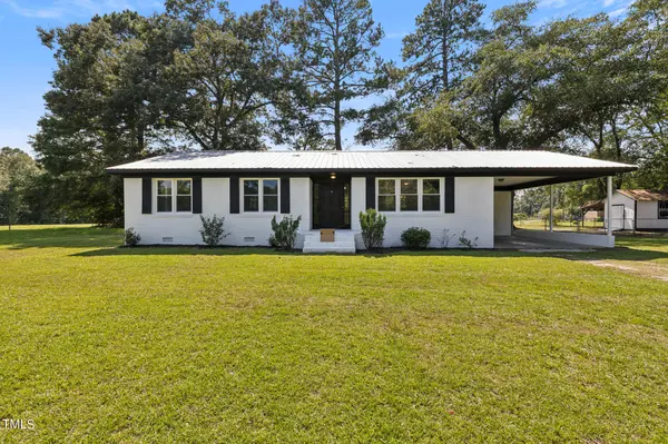 2395 Nc Hwy 210, Garland, NC 28441