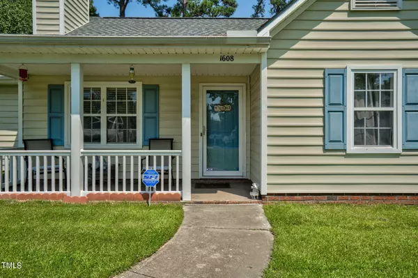 1608 Crabapple Lane,  Rocky Mount,  NC 27804