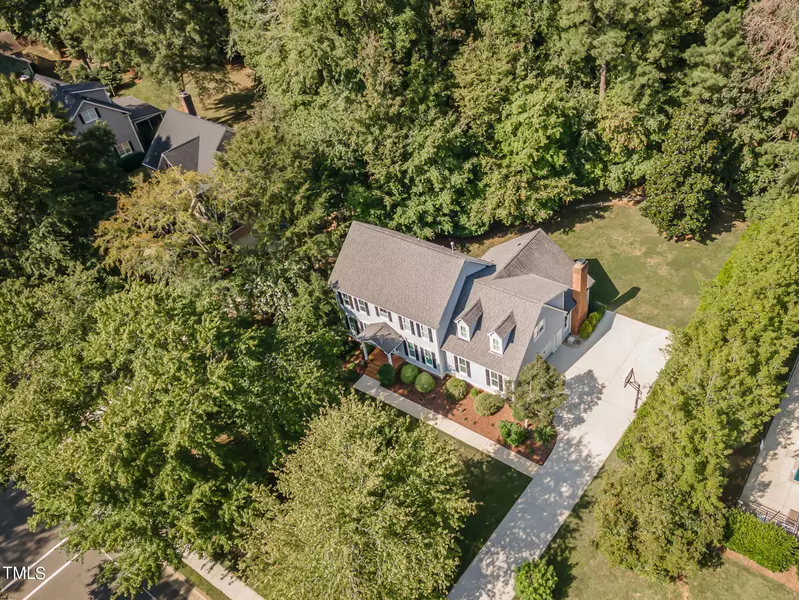 100 Stratford Drive, Chapel Hill, NC 27516