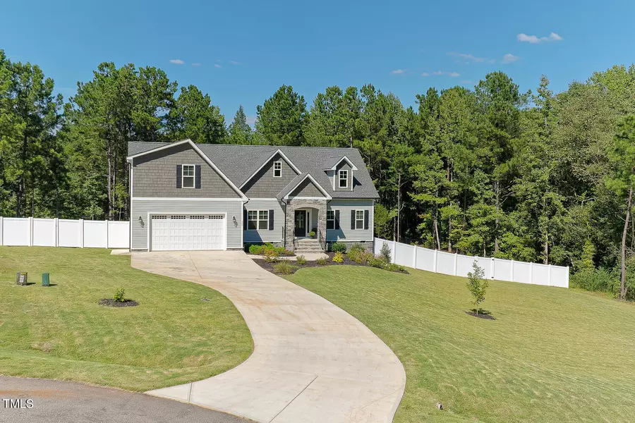 423 Coats Ridge Drive, Benson, NC 27504