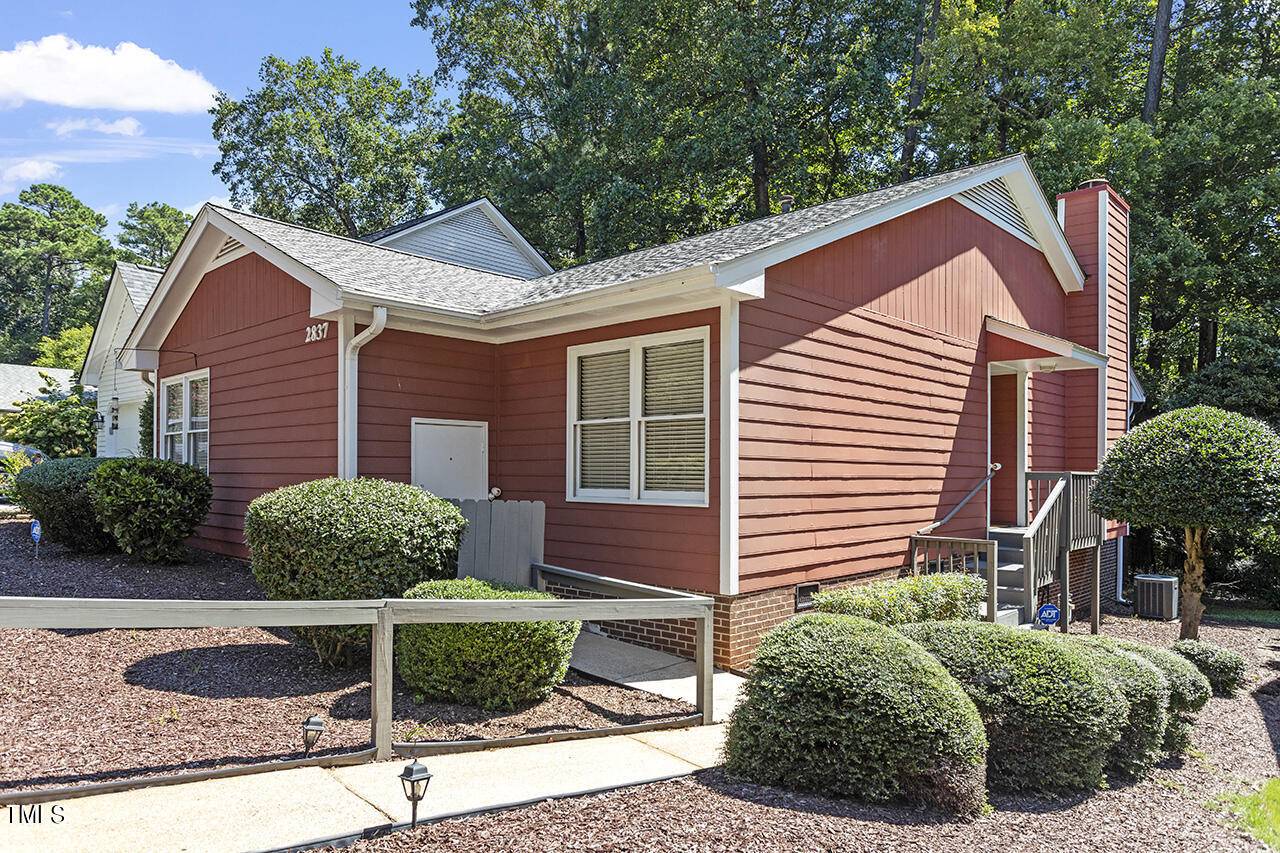 2837 Rue Sans Famille, Raleigh, NC 27607