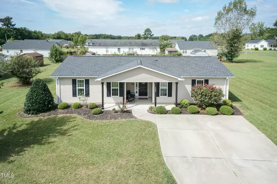 102 Redwood Circle, Kenly, NC 27542